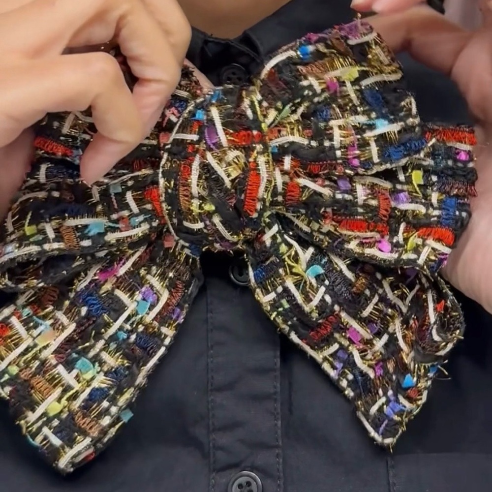 Multicolor Tweed Bow Tie Brooch - Picture 11 of 12